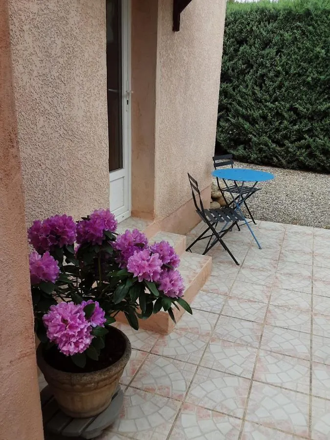 Bed and Breakfast L'éolyre à La Motte-d'Aigues